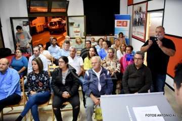 Debate entre los dos candidatos de primarias del PSOE de Telde (Foto Antonio Alí)